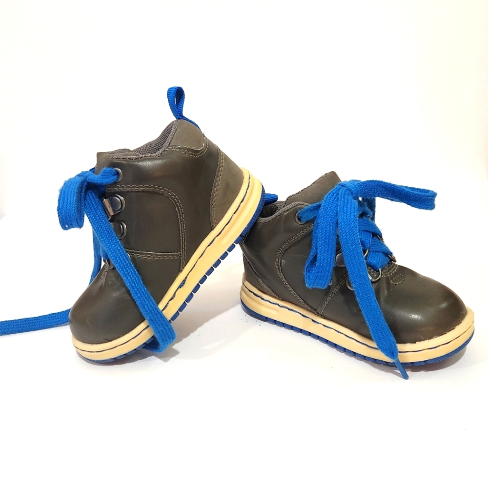 Baby Gap Toddler boots Size 5 preloved